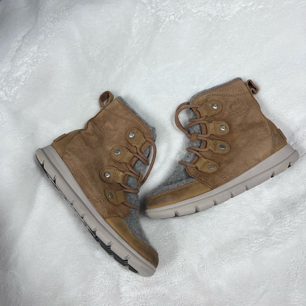 Sorel Tan Winter Boots